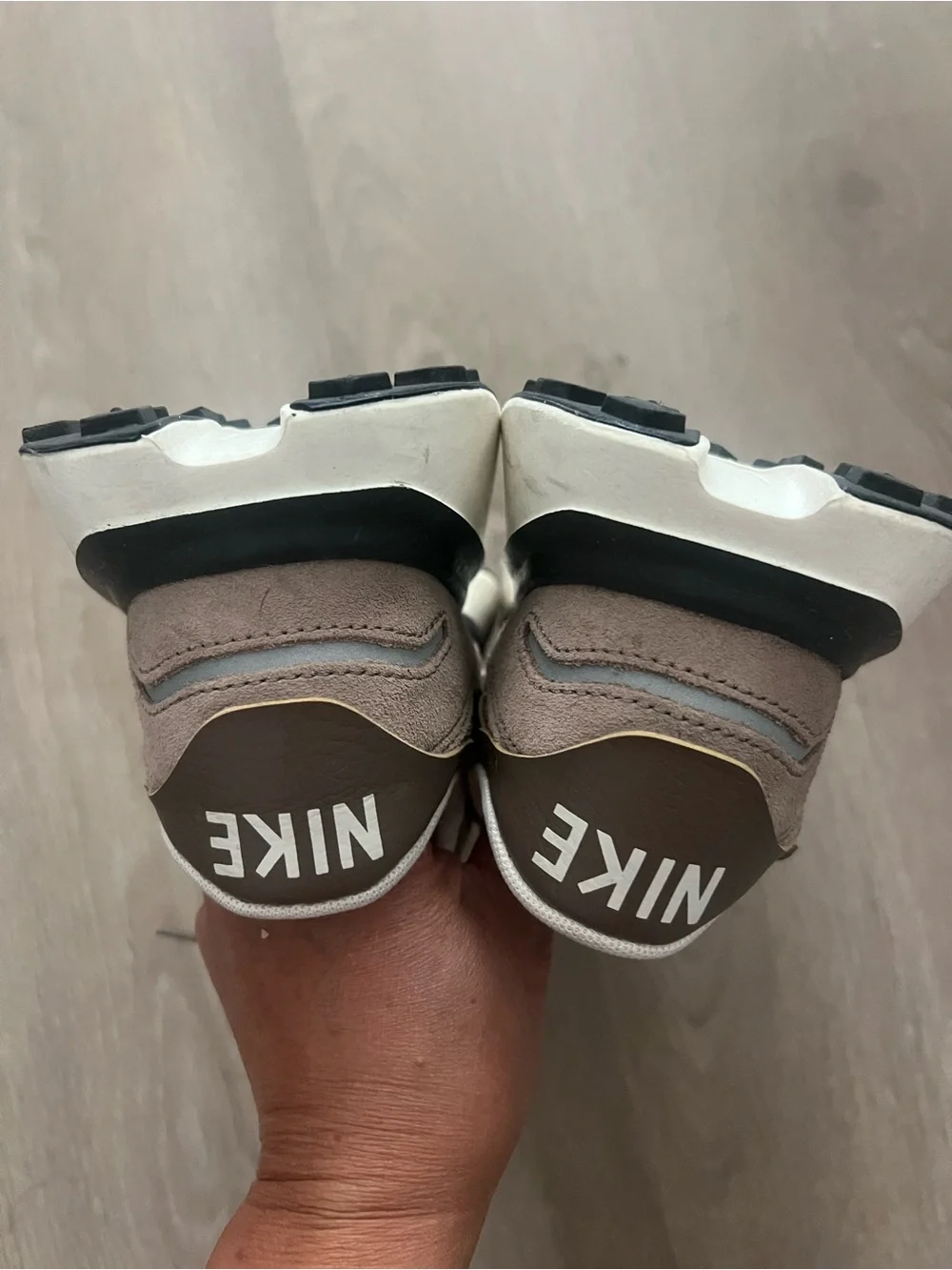 Nike lightweight retro